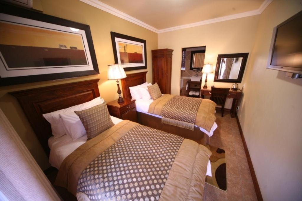 Le Cozmo Guesthouse Johannesburg Exterior foto
