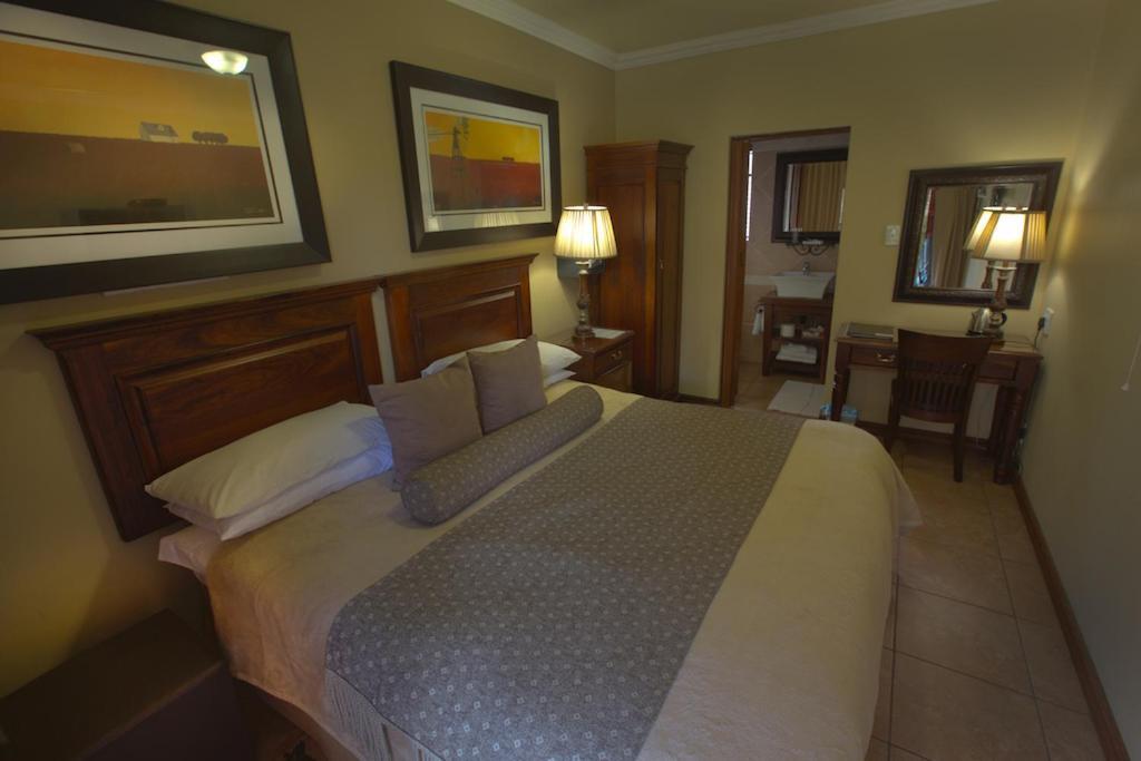Le Cozmo Guesthouse Johannesburg Exterior foto